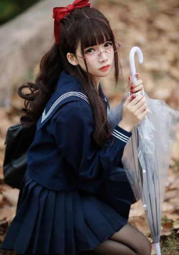 妈妈放弃事业陪孩子跨省学网球
