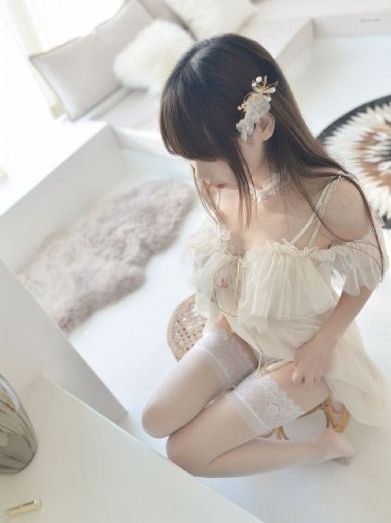 小莹客厅激情46至50章视频