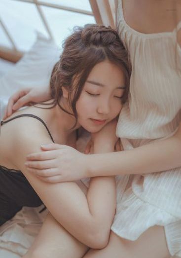 电影〈一双绣花鞋〉