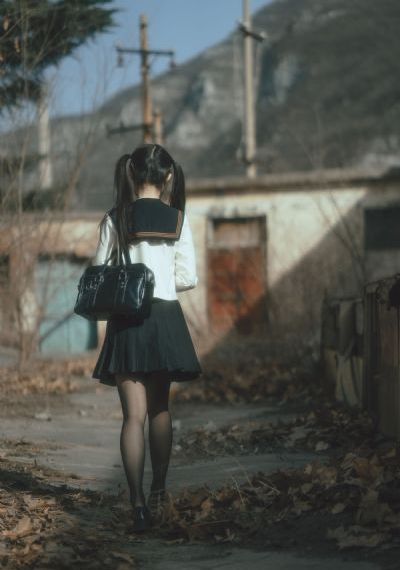浩哥闹县衙电影免费观看
