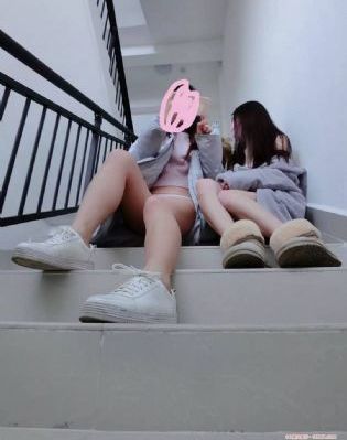 《善良的妻子》在线观看