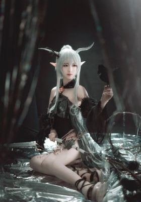 《空即是色》